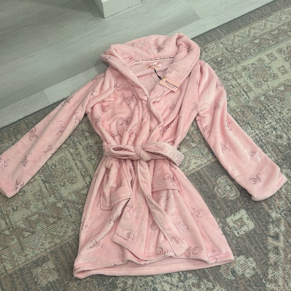 Juicy Couture Other - Juicy Couture pink robe